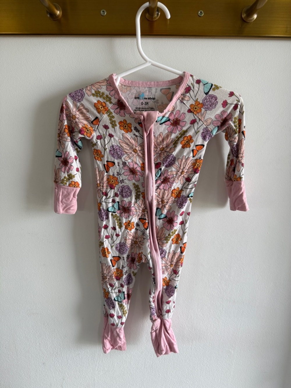Little ones shop 0-3 m bamboo Floral Zip-Front Footed One-Piece in Pink Trim